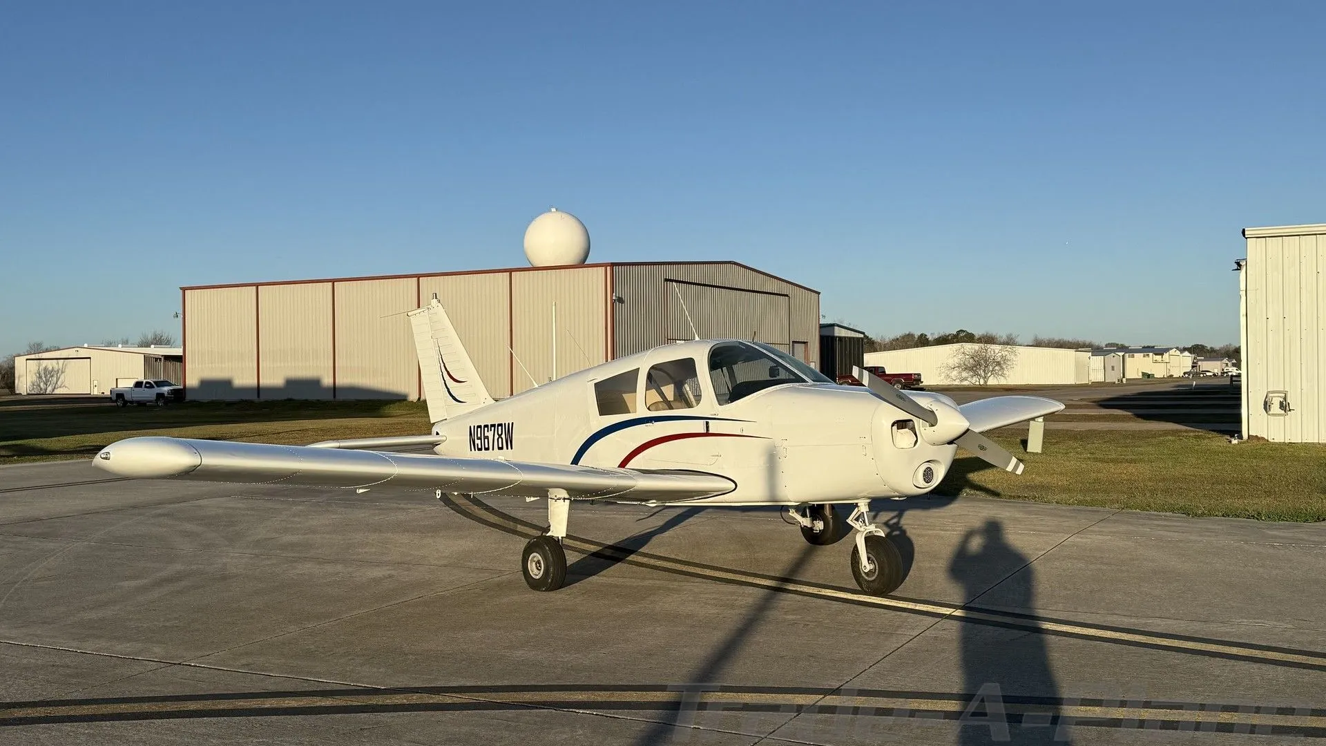 Piper Cherokee 140/160 Exterior
